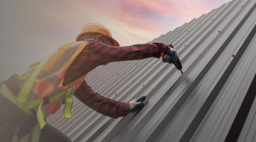 Professional gutter cleaning in Wexford, PA